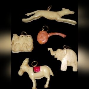 Premium cracker Jack celluloid animal pendants~All in amazing condition …